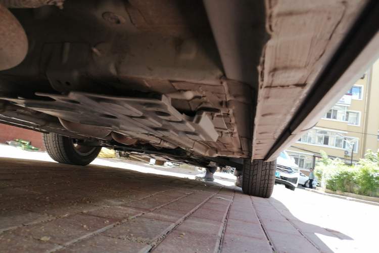 Used CHANGAN OSHAN X5 2021 1.6L CVT Luxury Version Chassis Rear Right