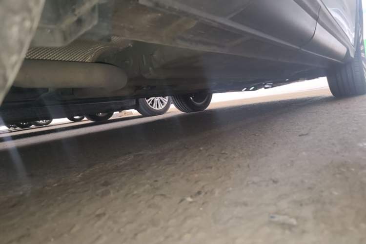 Used CHANGAN OSHAN X5 2021 1.5T DCT Prestige Edition Chassis Rear Right