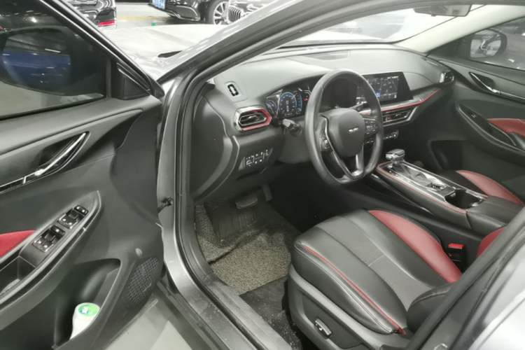Used CHANGAN OSHAN X5 2021 1.5T DCT Flagship Edition Driver Seat