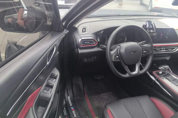 Used CHANGAN OSHAN X5 2021 Revised Version 1.5T DCT Luxury Edition Driver Seat