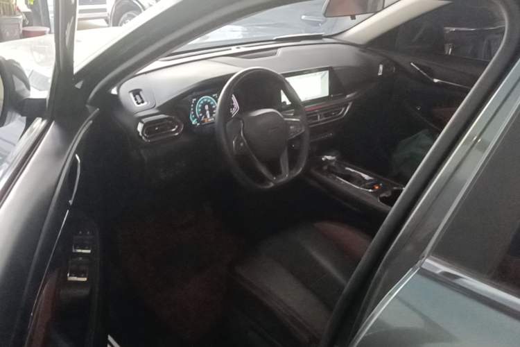 Used CHANGAN OSHAN X5 2021 1.5T DCT Prestige Edition Driver Seat