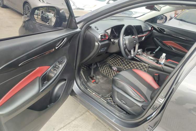Used CHANGAN OSHAN X5 2021 1.5T DCT Flagship Edition Driver Seat