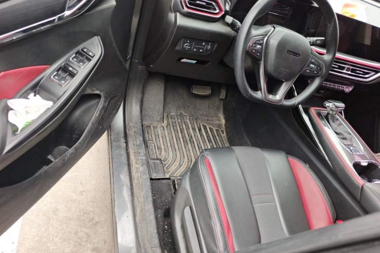 Used CHANGAN OSHAN X5 2021 1.5T DCT Prestige Edition Driver Seat