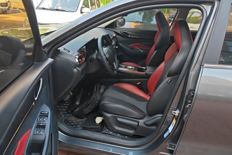 Used CHANGAN OSHAN X5 2021 1.5T DCT Prestige Edition Driver Seat