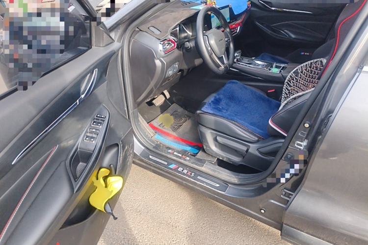 Used CHANGAN OSHAN X5 2021 1.6L CVT Comfort Model Driver Seat