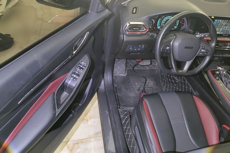 Used CHANGAN OSHAN X5 2021 1.5T DCT Prestige Edition Driver Seat
