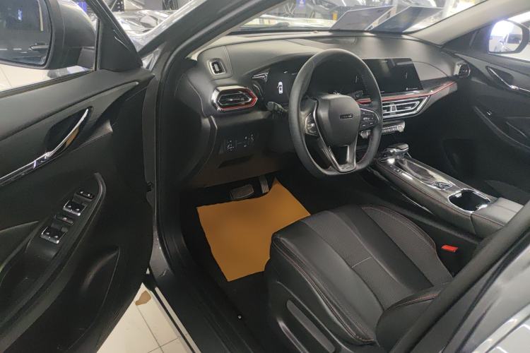 Used CHANGAN OSHAN X5 2021 1.6L CVT Luxury Model Driver Seat