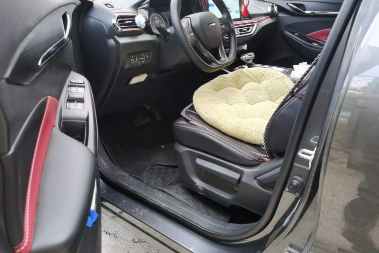 Used CHANGAN OSHAN X5 2021 1.5T DCT Luxury Edition Driver Seat