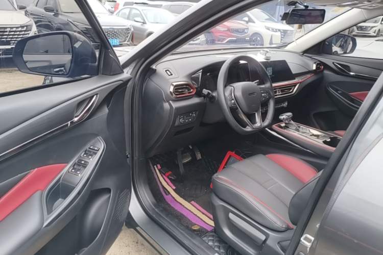 Used CHANGAN OSHAN X5 2021 1.5T DCT Prestige Edition Driver Seat