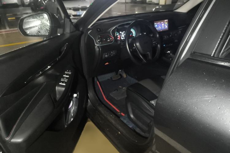 Used CHANGAN OSHAN X5 2021 1.6L CVT Comfort Model Driver Seat