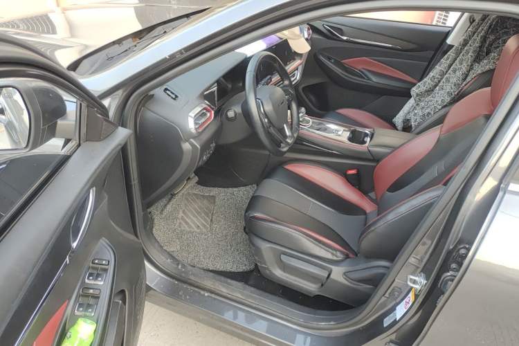 Used CHANGAN OSHAN X5 2021 1.5T DCT Prestige Edition Driver Seat