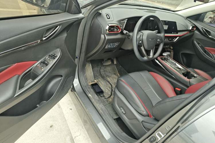Used CHANGAN OSHAN X5 2021 1.5T DCT Flagship Edition Driver Seat