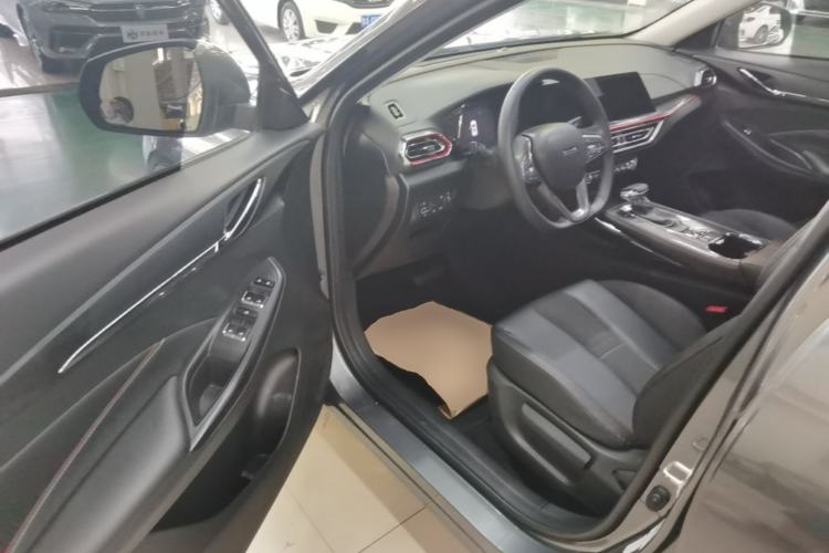 Used CHANGAN OSHAN X5 2021 1.5T DCT Prestige Edition Driver Seat
