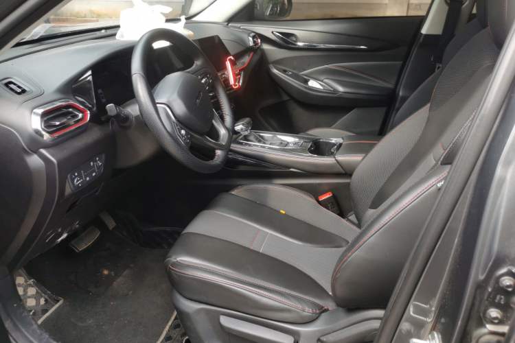 Used CHANGAN OSHAN X5 2021 1.5T DCT Prestige Edition Driver Seat