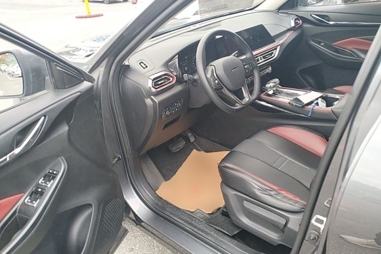 Used CHANGAN OSHAN X5 2021 Revised Version 1.5T DCT Luxury Edition Driver Seat