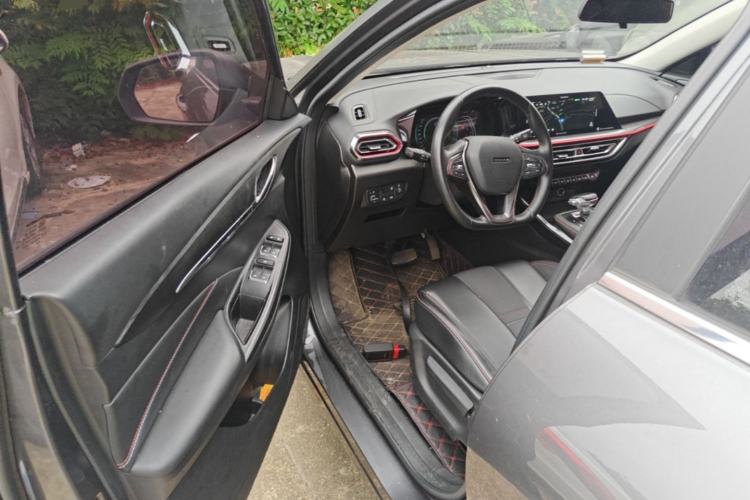 Used CHANGAN OSHAN X5 2021 1.5T DCT Prestige Edition Driver Seat
