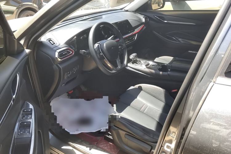 Used CHANGAN OSHAN X5 2021 1.6L CVT Luxury Model Driver Seat