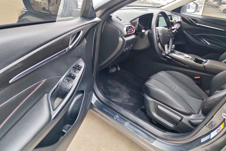 Used CHANGAN OSHAN X5 2021 1.6L CVT Luxury Model Driver Seat