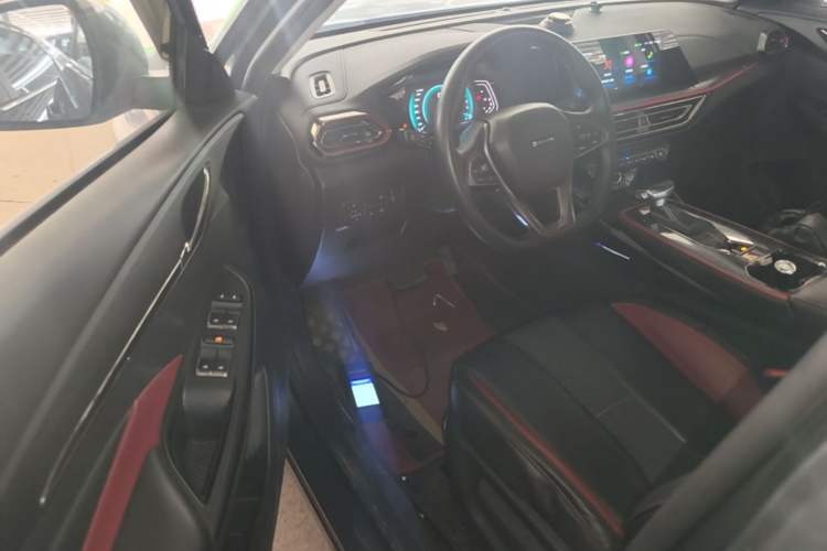 Used CHANGAN OSHAN X5 2021 1.5T DCT Prestige Edition Driver Seat