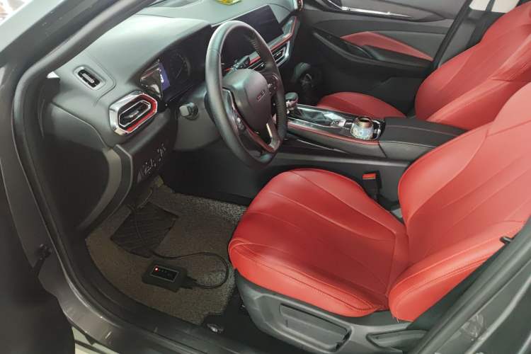 Used CHANGAN OSHAN X5 2021 Revised Version 1.5T DCT Luxury Edition Driver Seat