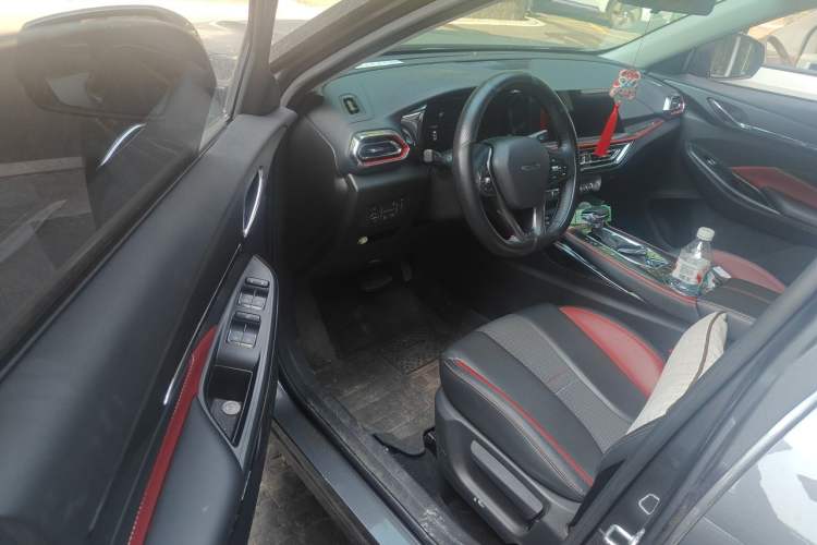 Used CHANGAN OSHAN X5 2021 Revised Version 1.5T DCT Luxury Edition Driver Seat