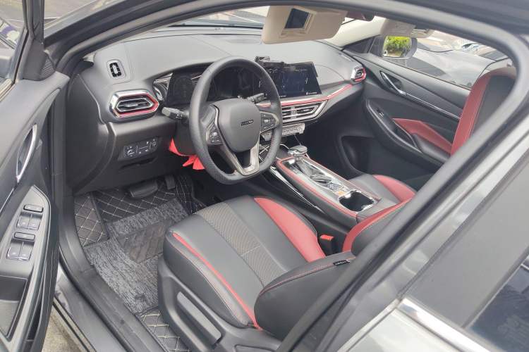 Used CHANGAN OSHAN X5 2021 1.5T DCT Prestige Edition Driver Seat