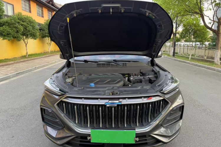 Used CHANGAN OSHAN X5 2021 1.5T DCT Prestige Edition Engine Bay