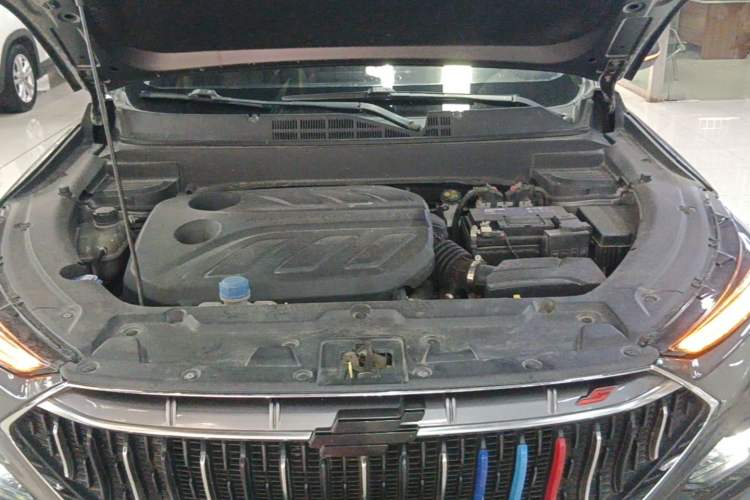Used CHANGAN OSHAN X5 2021 1.5T DCT Prestige Edition Engine Bay