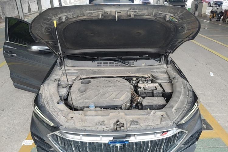 Used CHANGAN OSHAN X5 2021 1.5T DCT Prestige Edition Engine Bay