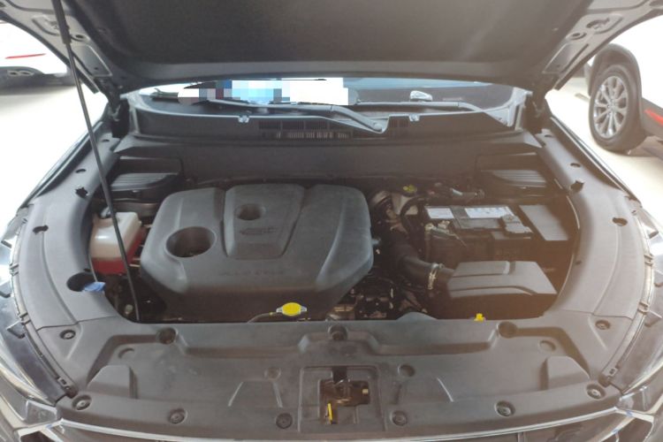 Used CHANGAN OSHAN X5 2021 1.6L CVT Luxury Model Engine Bay
