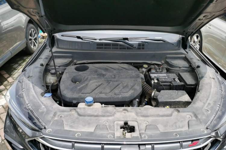 Used CHANGAN OSHAN X5 2021 1.5T DCT Flagship Edition Engine Bay