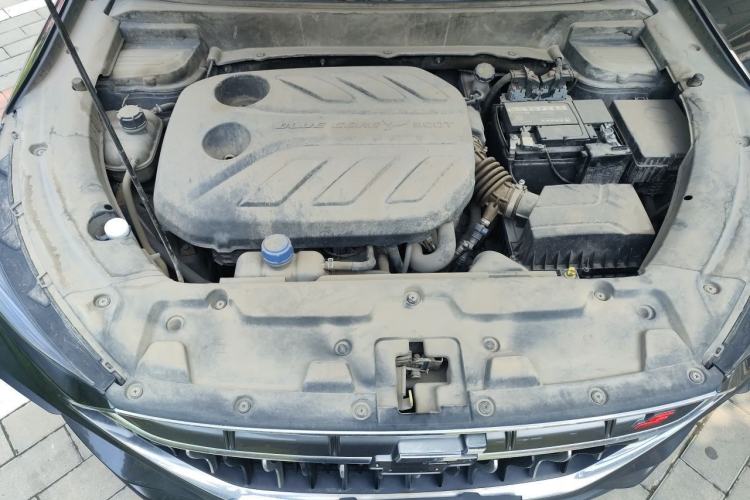 Used CHANGAN OSHAN X5 2021 1.5T DCT Flagship Edition Engine Bay