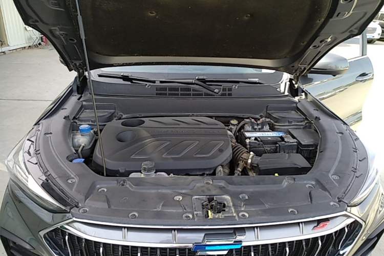 Used CHANGAN OSHAN X5 2021 1.5T DCT Flagship Edition Engine Bay