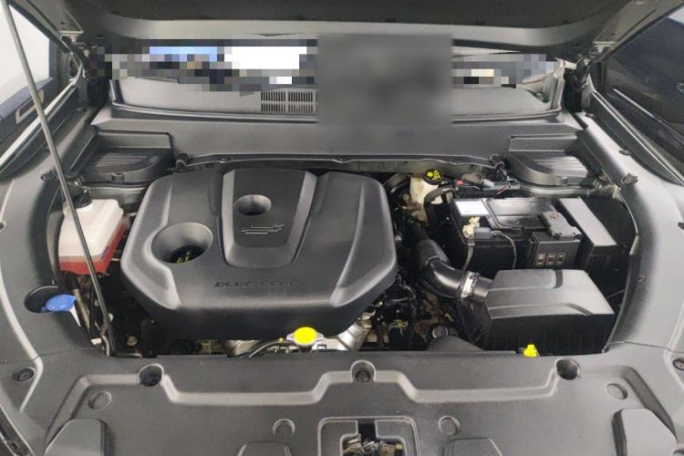 Used CHANGAN OSHAN X5 2021 1.6L CVT Luxury Model Engine Bay