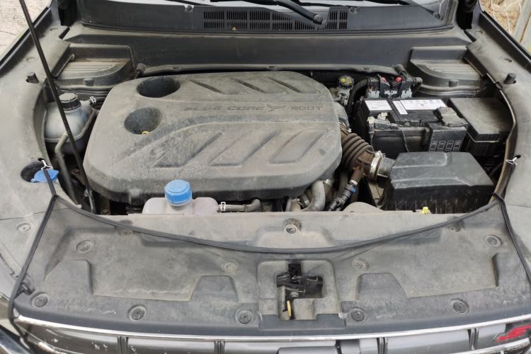 Used CHANGAN OSHAN X5 2021 1.5T DCT Luxury Edition Engine Bay