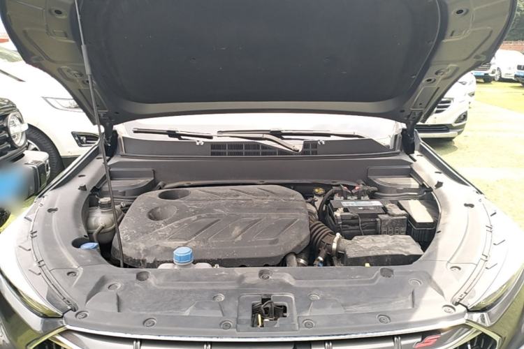 Used CHANGAN OSHAN X5 2021 1.5T DCT Flagship Edition Engine Bay
