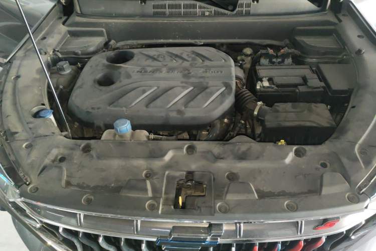 Used CHANGAN OSHAN X5 2021 1.5T DCT Flagship Edition Engine Bay