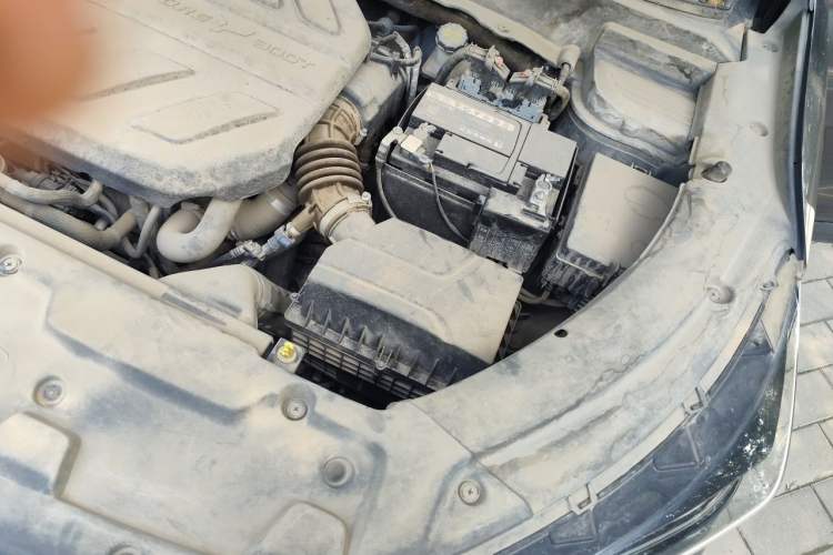 Used CHANGAN OSHAN X5 2021 1.5T DCT Flagship Edition Engine Bay Left
