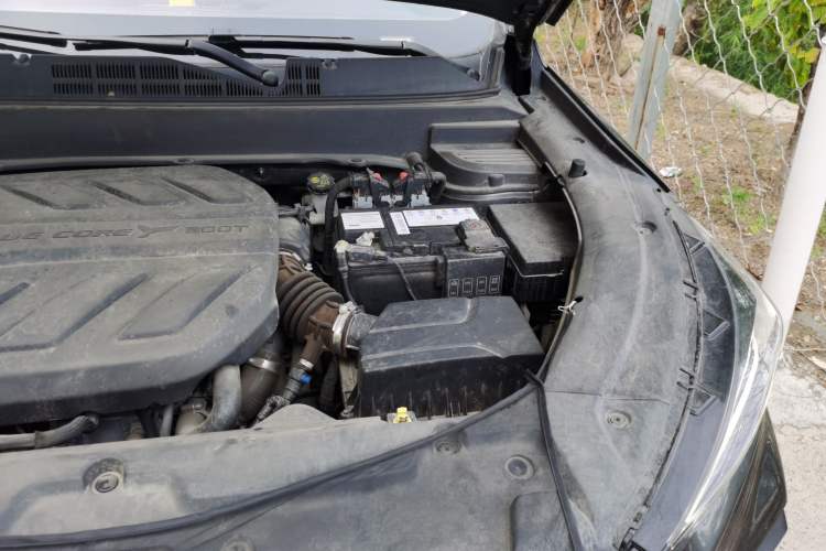 Used CHANGAN OSHAN X5 2021 1.5T DCT Luxury Edition Engine Bay Left