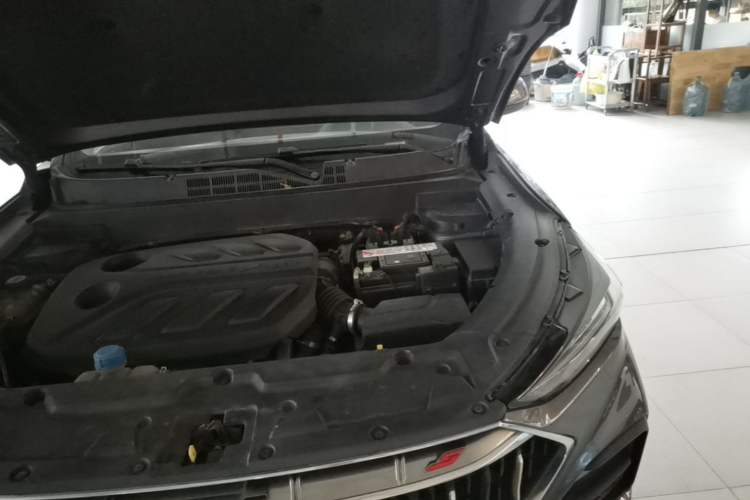 Used CHANGAN OSHAN X5 2021 1.5T DCT Prestige Edition Engine Bay Left