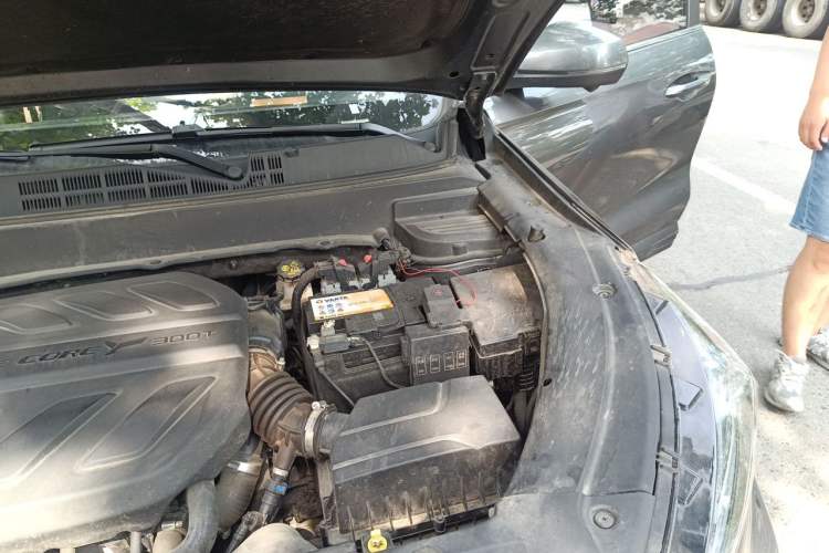 Used CHANGAN OSHAN X5 2021 1.5T DCT Flagship Edition Engine Bay Left