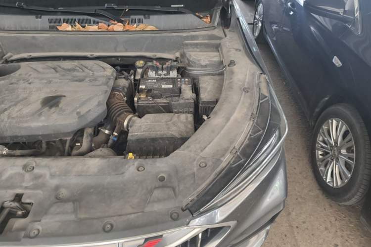 Used CHANGAN OSHAN X5 2021 1.5T DCT Prestige Edition Engine Bay Left