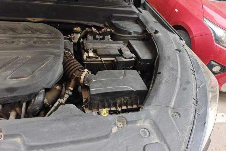 Used CHANGAN OSHAN X5 2021 1.5T DCT Prestige Edition Engine Bay Left