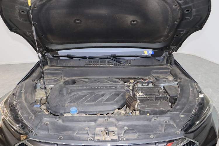 Used CHANGAN OSHAN X5 2021 1.5T DCT Luxury Edition Engine Bay