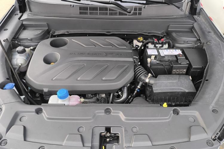 Used CHANGAN OSHAN X5 2021 1.5T DCT Flagship Edition Engine Bay