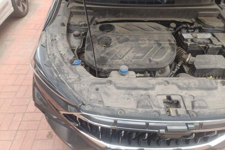 Used CHANGAN OSHAN X5 2021 1.5T DCT Flagship Edition Engine Bay Right