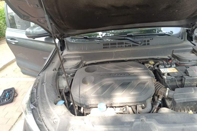 Used CHANGAN OSHAN X5 2021 1.5T DCT Flagship Edition Engine Bay Right