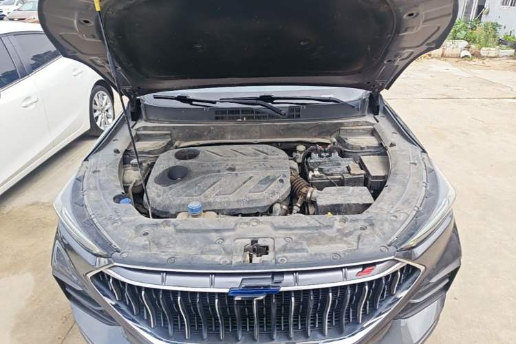 Used CHANGAN OSHAN X5 2021 1.5T DCT Flagship Edition Engine Bay