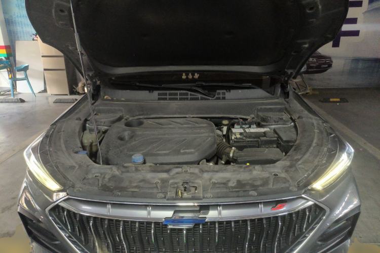 Used CHANGAN OSHAN X5 2021 1.5T DCT Prestige Edition Engine Bay