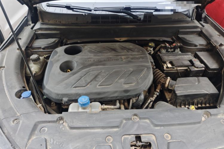 Used CHANGAN OSHAN X5 2021 1.5T DCT Prestige Edition Engine Bay